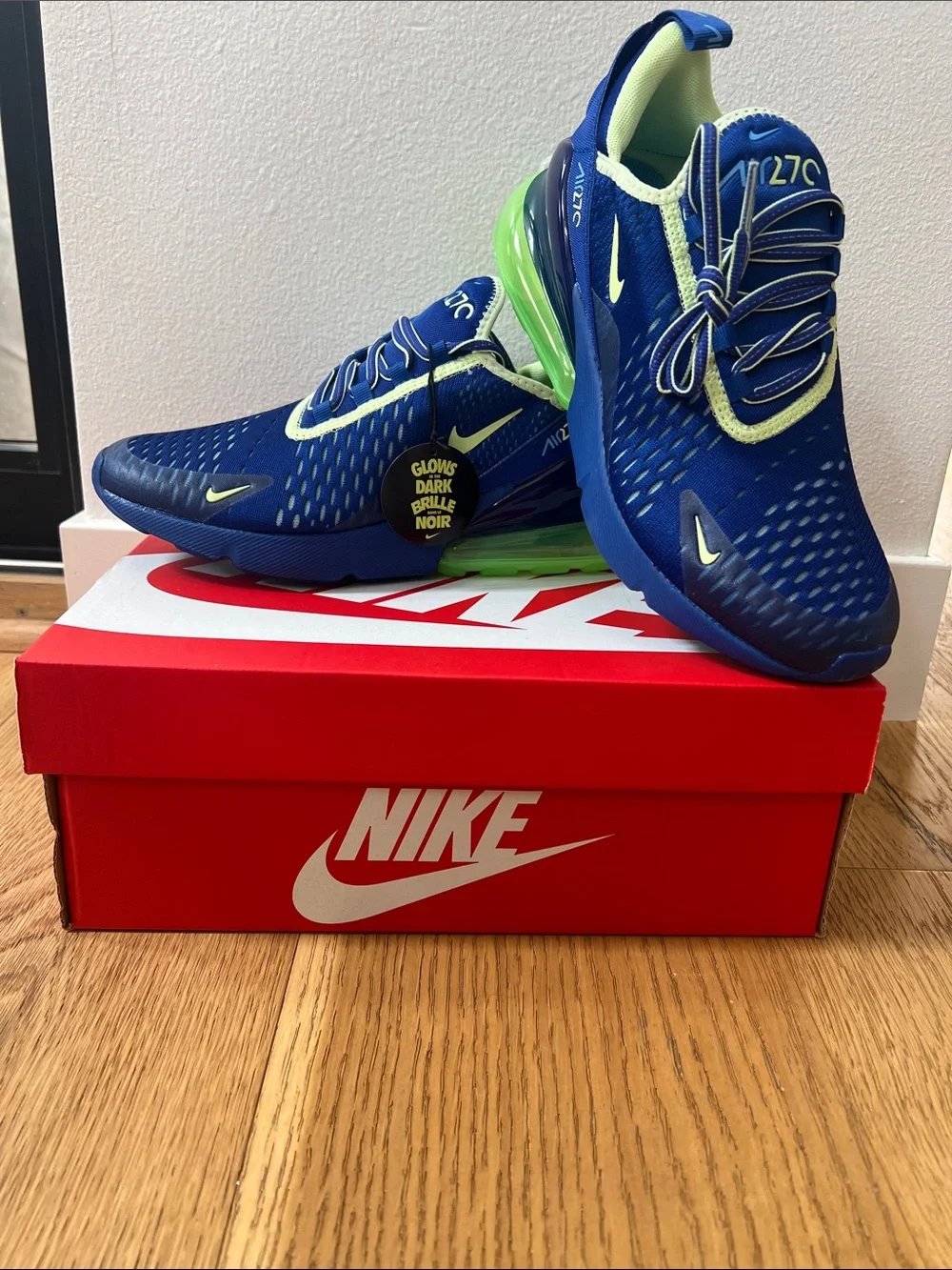 Nike Youth (Big Kids size 6) Air Max 270 BG Athletic Sneakers